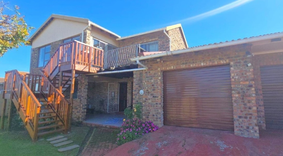 3 Bedroom Property for Sale in Wavecrest Eastern Cape
